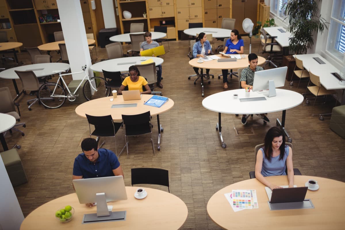 Business traveller working in a modern coworking space