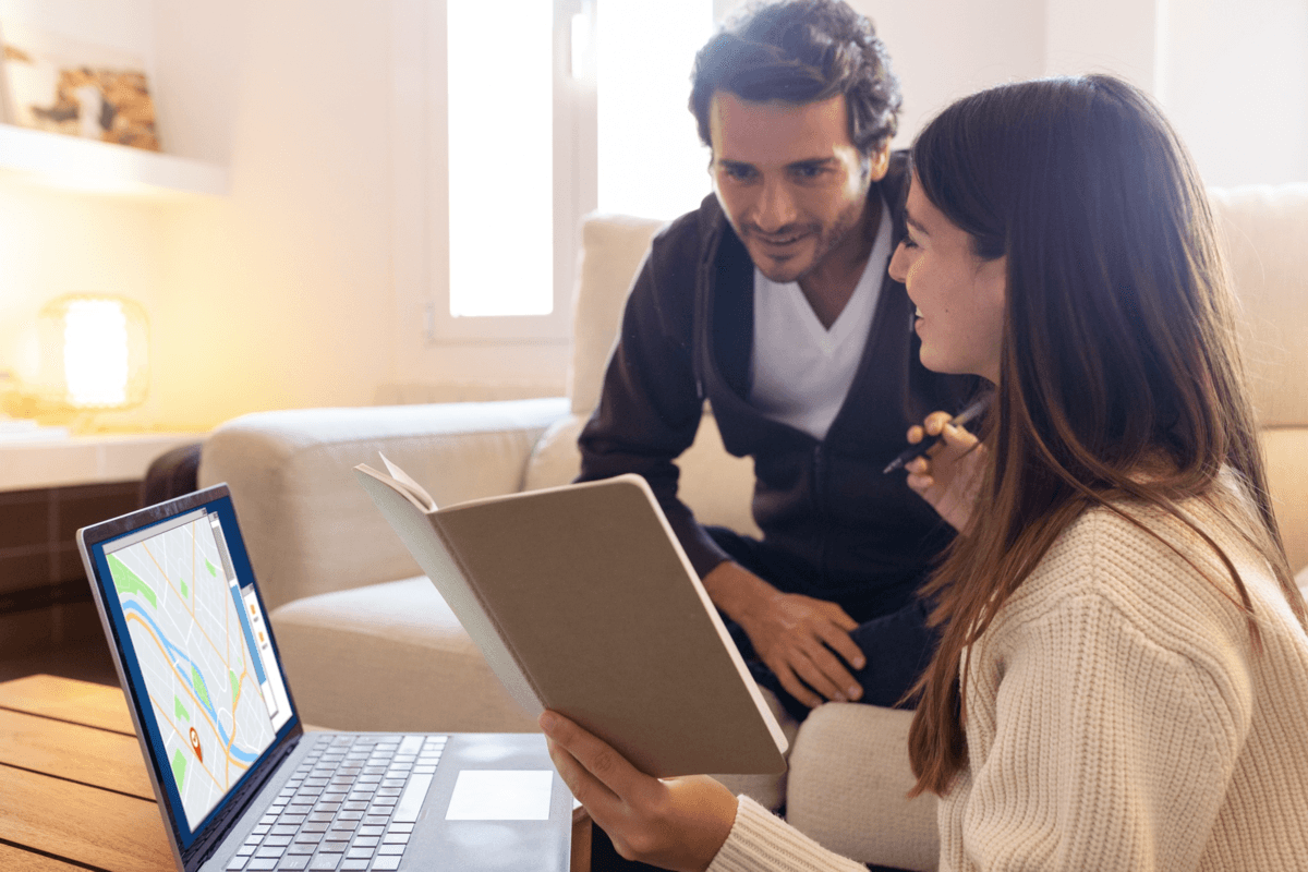 Comparing apartment options with matching scores on the OnePlace platform